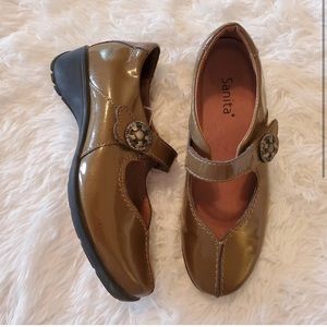 Sanita Dark Tan Glossy Mary Janes with Wedge Heel Accent Button Size 6.5